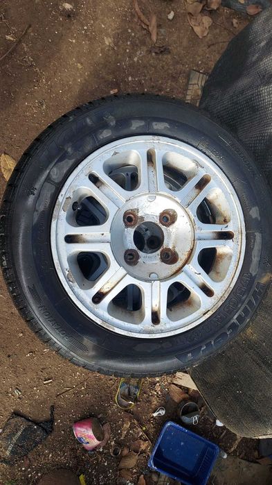 Cauciucuri cu jante peugeot