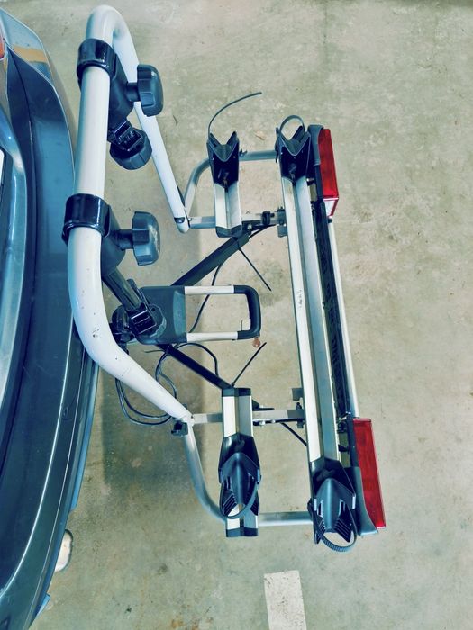 Suport biciclete auto cu prindere pe carlig