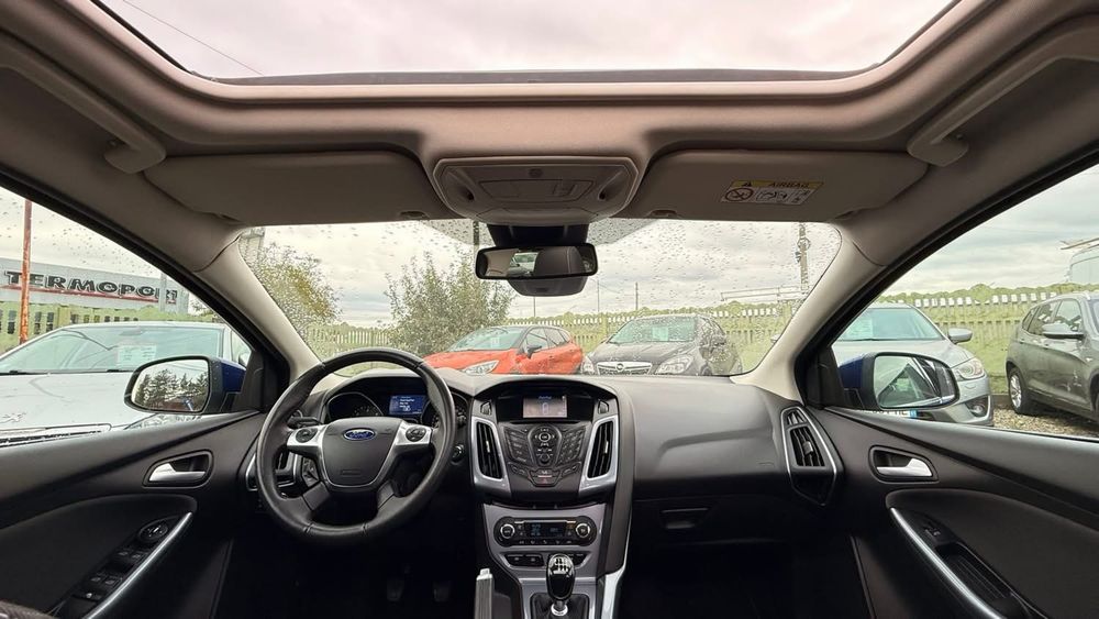 FORD Focus 2014 — imagine 5