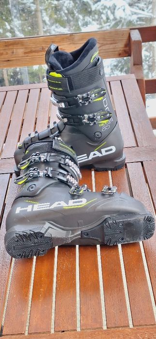 Clăpari Head Next Edge 85, un an vechime, pretul nu este negociabil