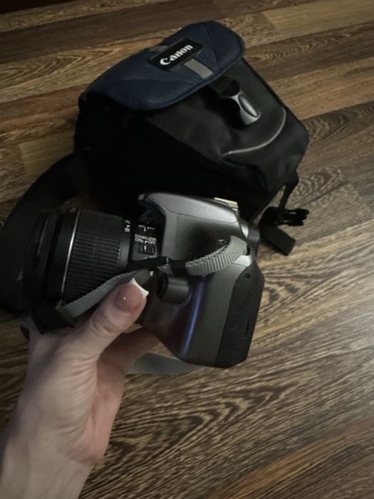 Фотоаппарат Canon EOS 1100D
