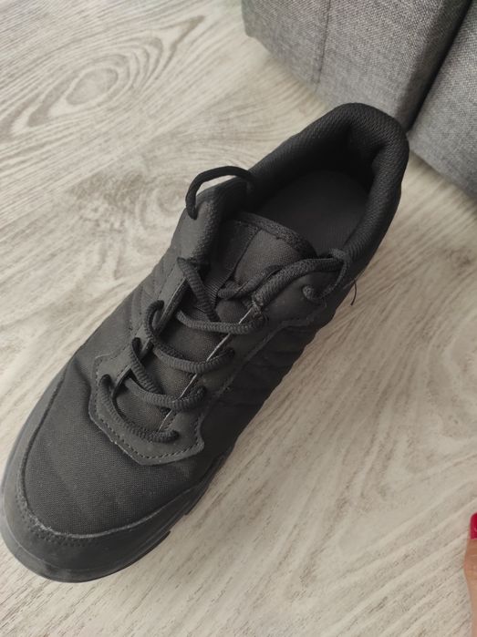 Маратонки черни за момче