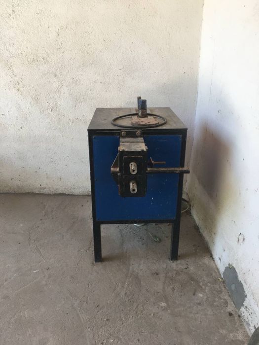 Xolodni kovka stanok sotiladi.