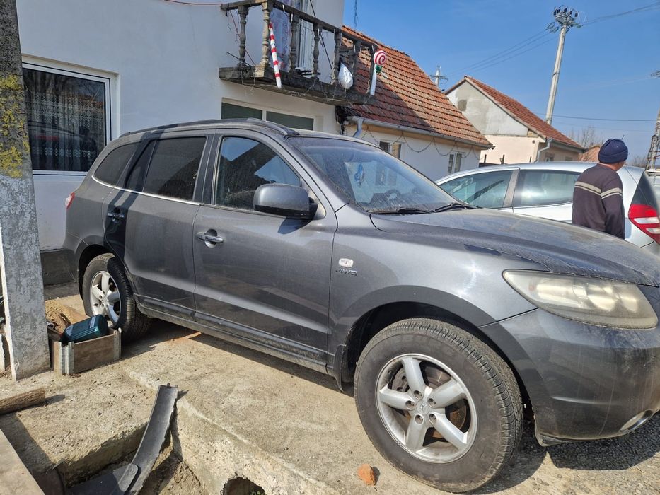 vând Hunday santa fe 2,2