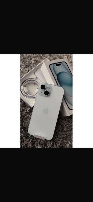 iPhone 15  256гб