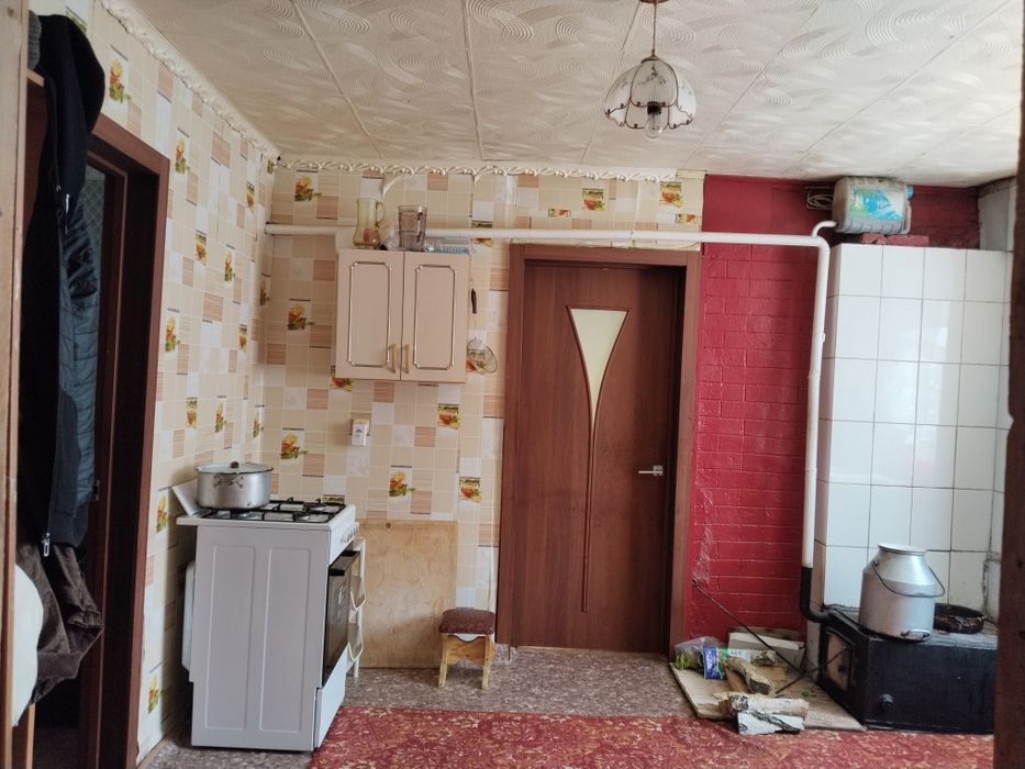 Продам дом в центре села Явленка
