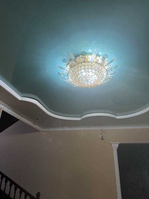 Продам люстры хоршом состояние