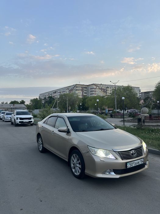 Продам камри 50 в хорошем состоянии