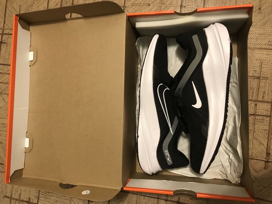 NIKE кроссовки 42,5