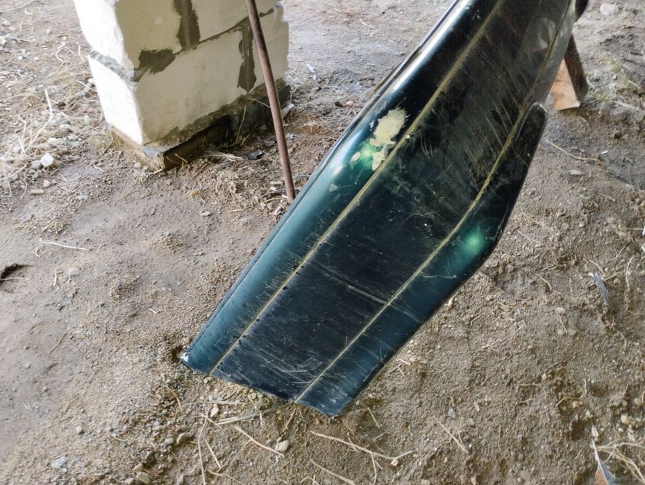 Продам задний бампер Мерседес w202