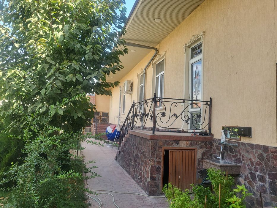 Дом в махалле Катта Хасанбай Юнусабадского района