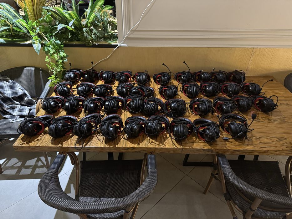 Продам наушники hyper x cloud II