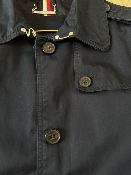 Плащ от Tommy Hilfiger