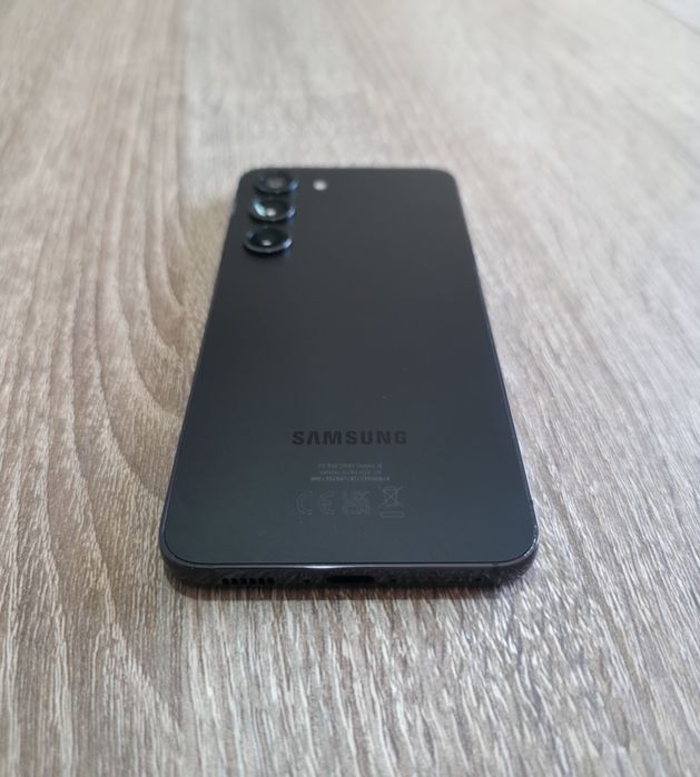 Samsung Galaxy S23 8 / 128 GB Black