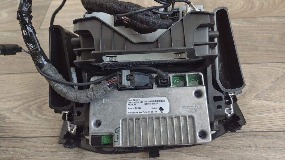 Навигация за Форд