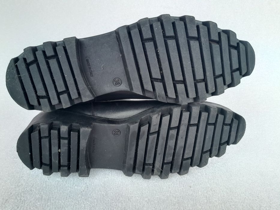 Кожени боти, 38 номер