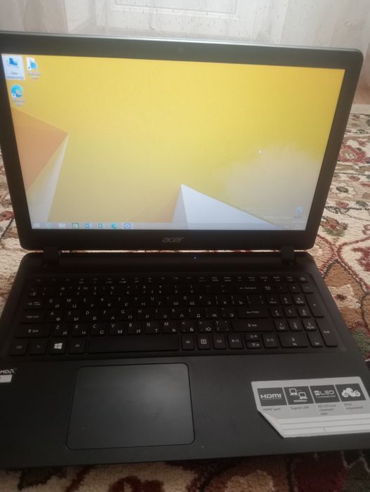 Ноутбук Acer в хорошем состоянии