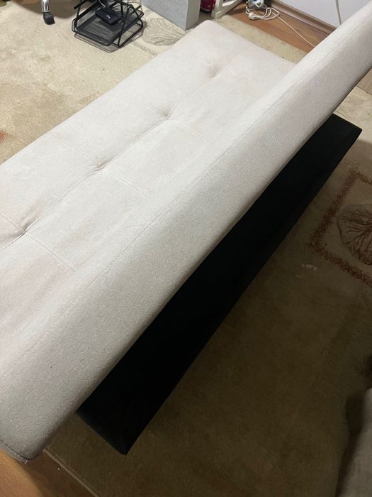 Малак разтегаем диван