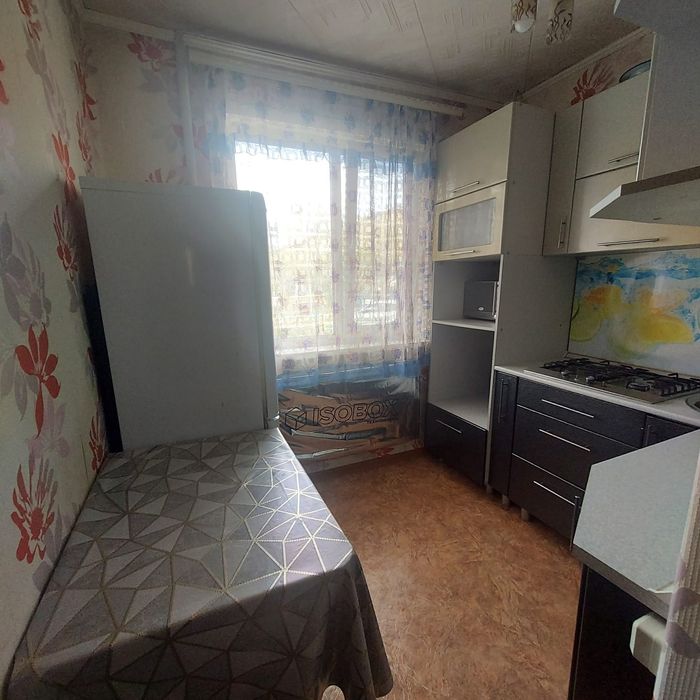 Продам! 2ком.квартиру район Старый авторынок