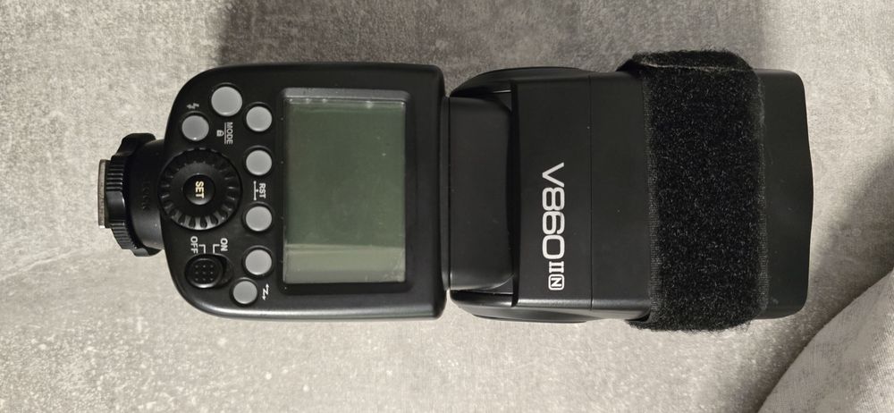 Godox V860ii  Nikon