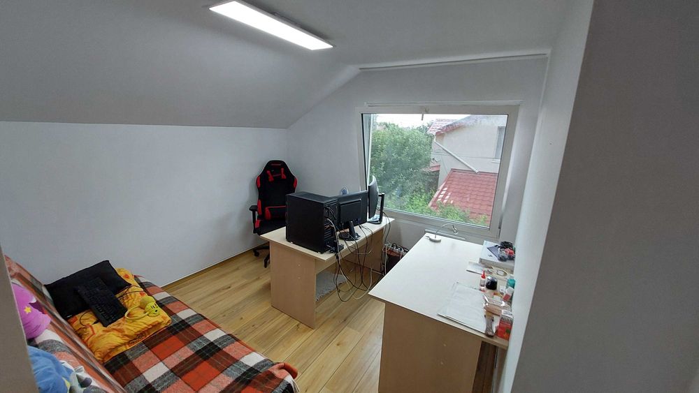 Inchiriere Casa P+ M, zona Serbanesti