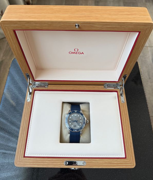 Omega seamaster Diver 300 professional ceramic