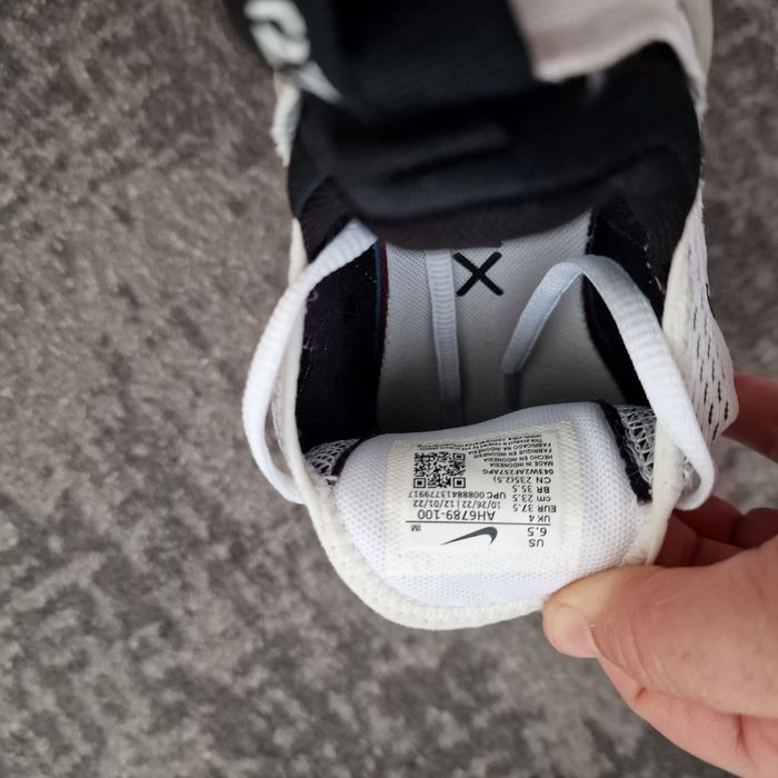 Adidasi nike air max 270 originali
