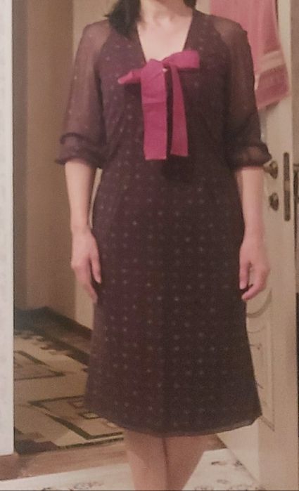 Италия. 500 теңге. Продам  платья дёшево