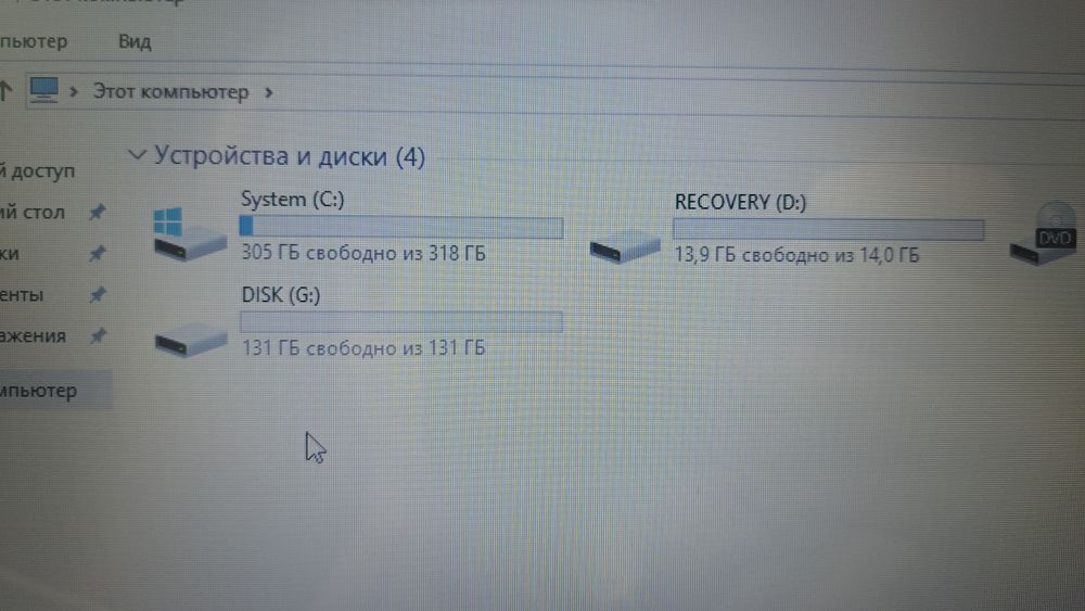 HP 15, Intel Core i3 / HDD 480 ГБ / Radeon R5 M330