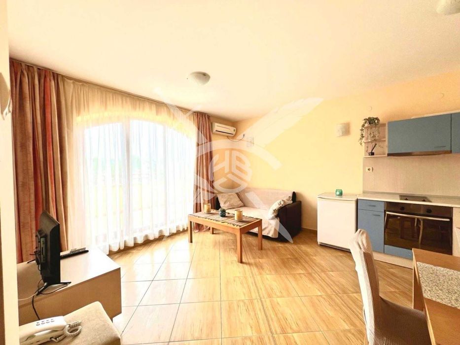 Продава се Двустаен апартамент в к.к. Слънчев бряг - 66 кв.м за 985 €/кв.м - Снимка #3