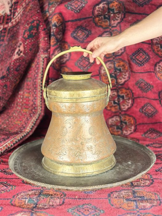 Антикварные предметы интерьера 18-19 век