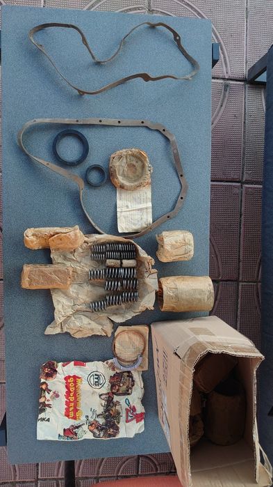 Москвич 412 ремонтен комплект - 1 ви . ОРИГИНАЛНИ с документи от МОТО