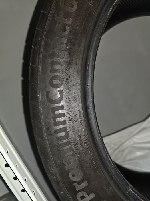 Шины Continental  Premium Contact