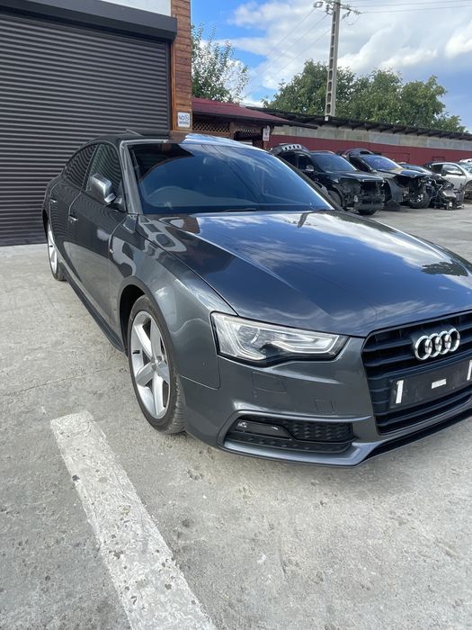 Haion cu lunetă Audi A5 facelift 2015