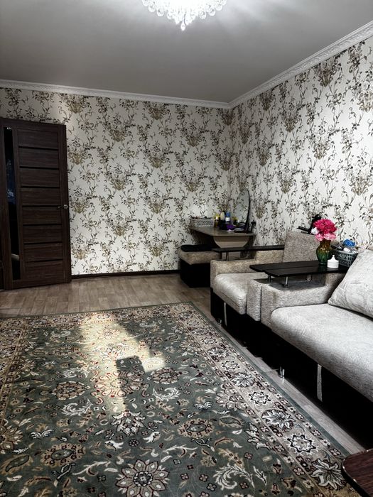 Продам 2-х комн квартиру  в 20-м мкр