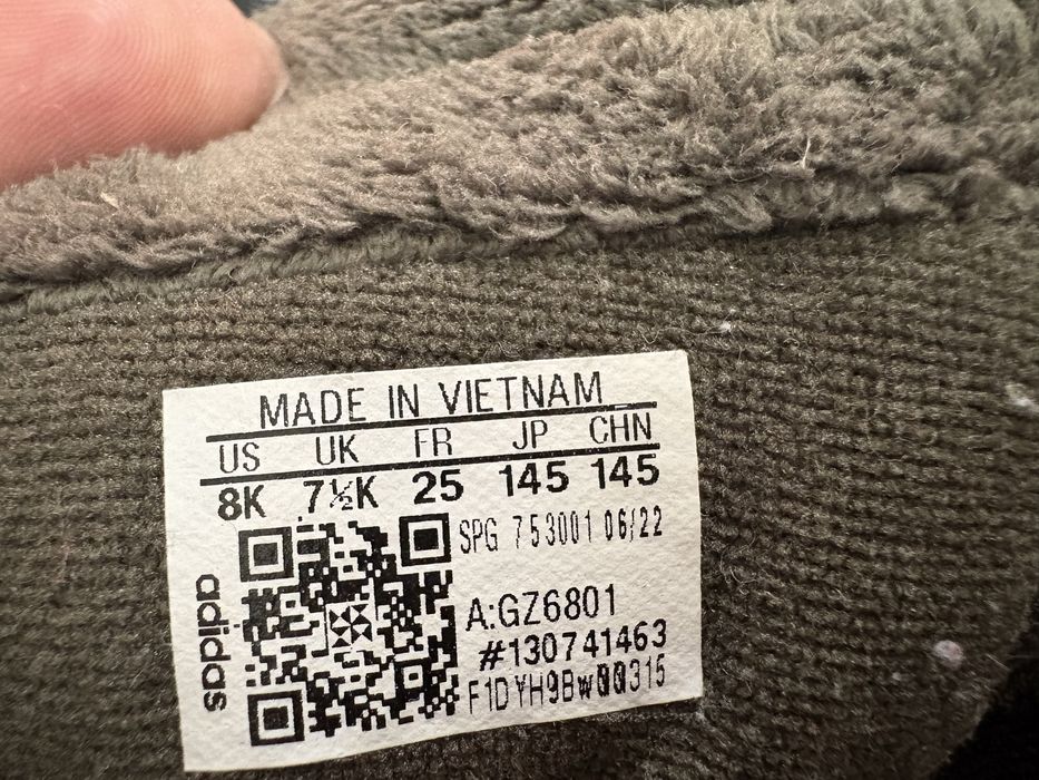 Зимно яке и ботуши апрески Adidas адидас