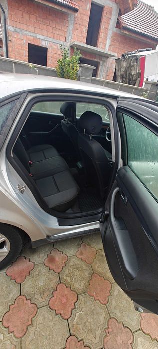 Vând Audi A4 B6 Berlin 2.0 Benzină