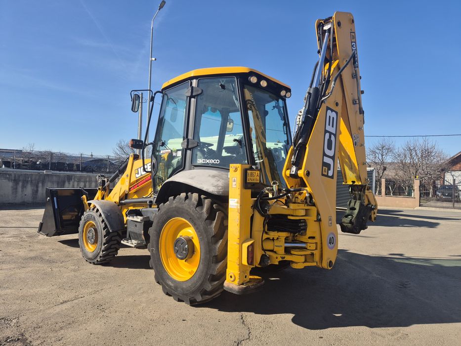 Buldoexcavator JCB 3cx 4W
