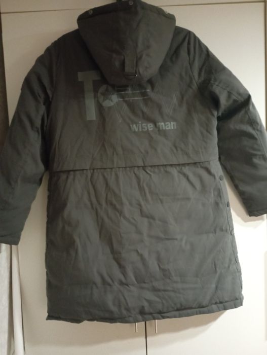 Продам парку   ,плащи, костюм