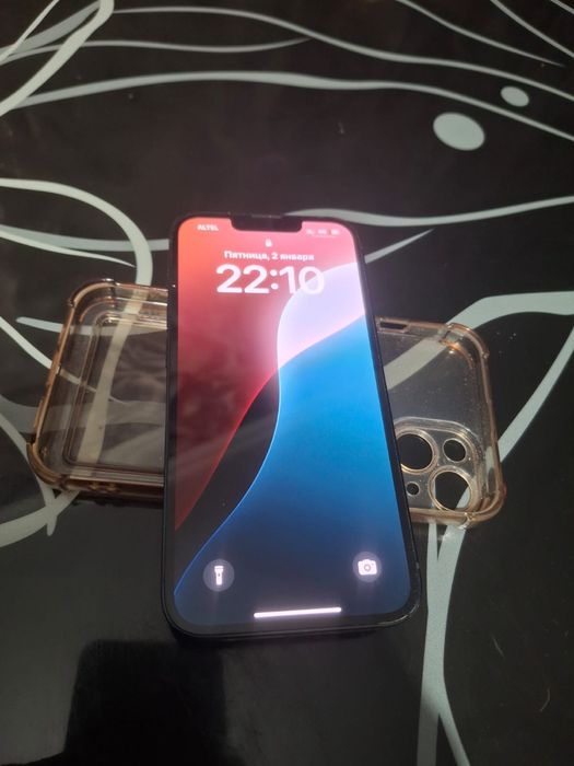 Айфон 13 128г 64%