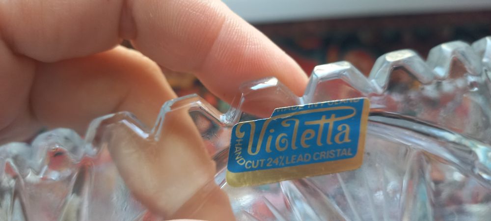 Кристална масивна купа