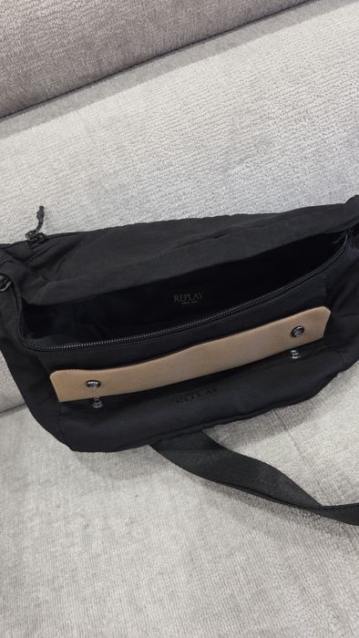 Мъжка чантичка Replay