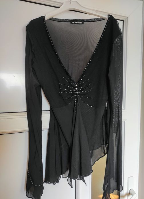 Bluza de ocazie .