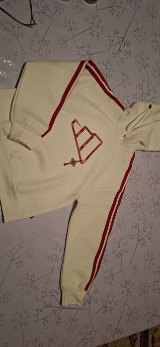 Продам женская спортивка