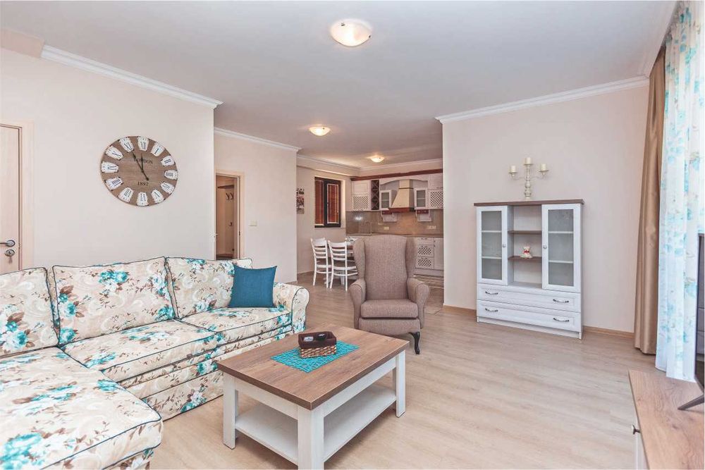 Дава се под наем Къща в Поморие - 130 кв.м за 1100 € - Снимка #3