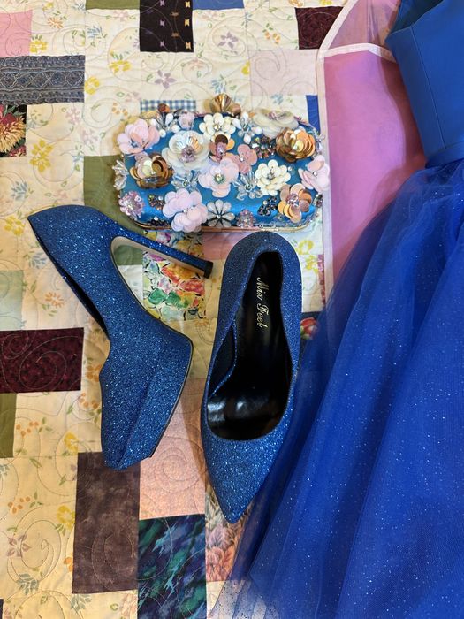 Бална рокля,токчета и чанта