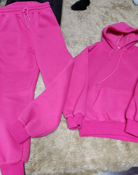 Костюм спортивный.