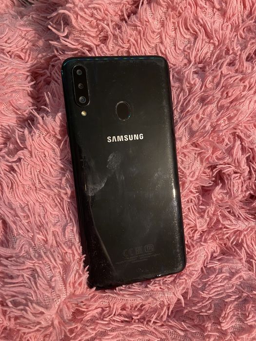 Samsung A20s б/у