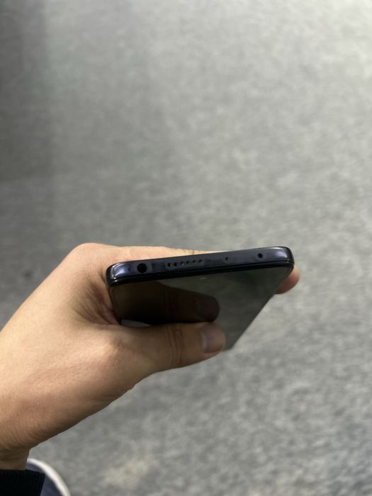 Redmi not 12 pro narxi arzon ideal holatda