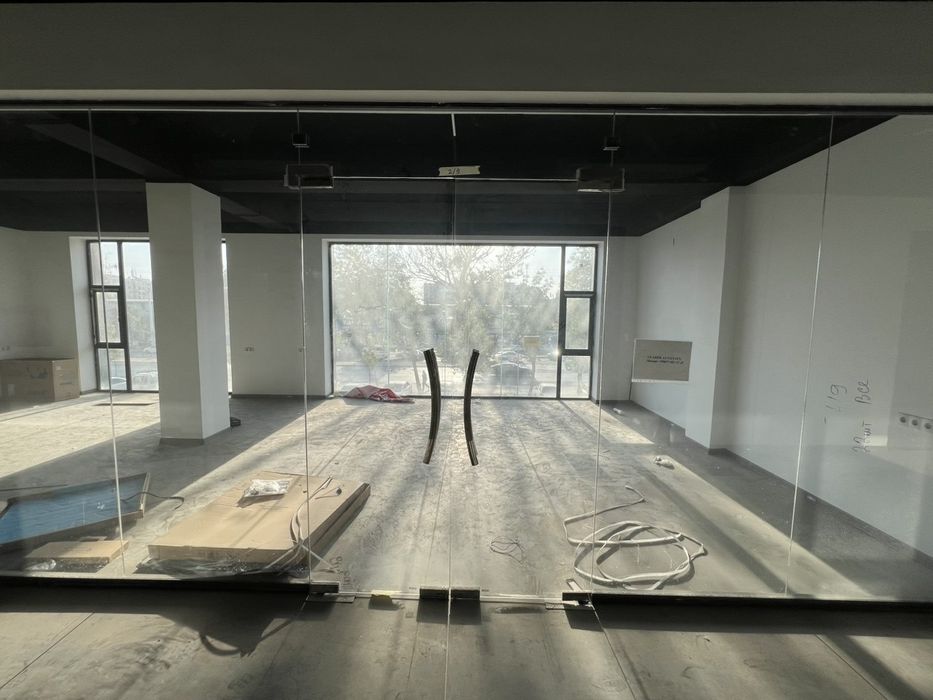 Sergeli mashina bozor ro'parasida do'kon ijaraga beriladi